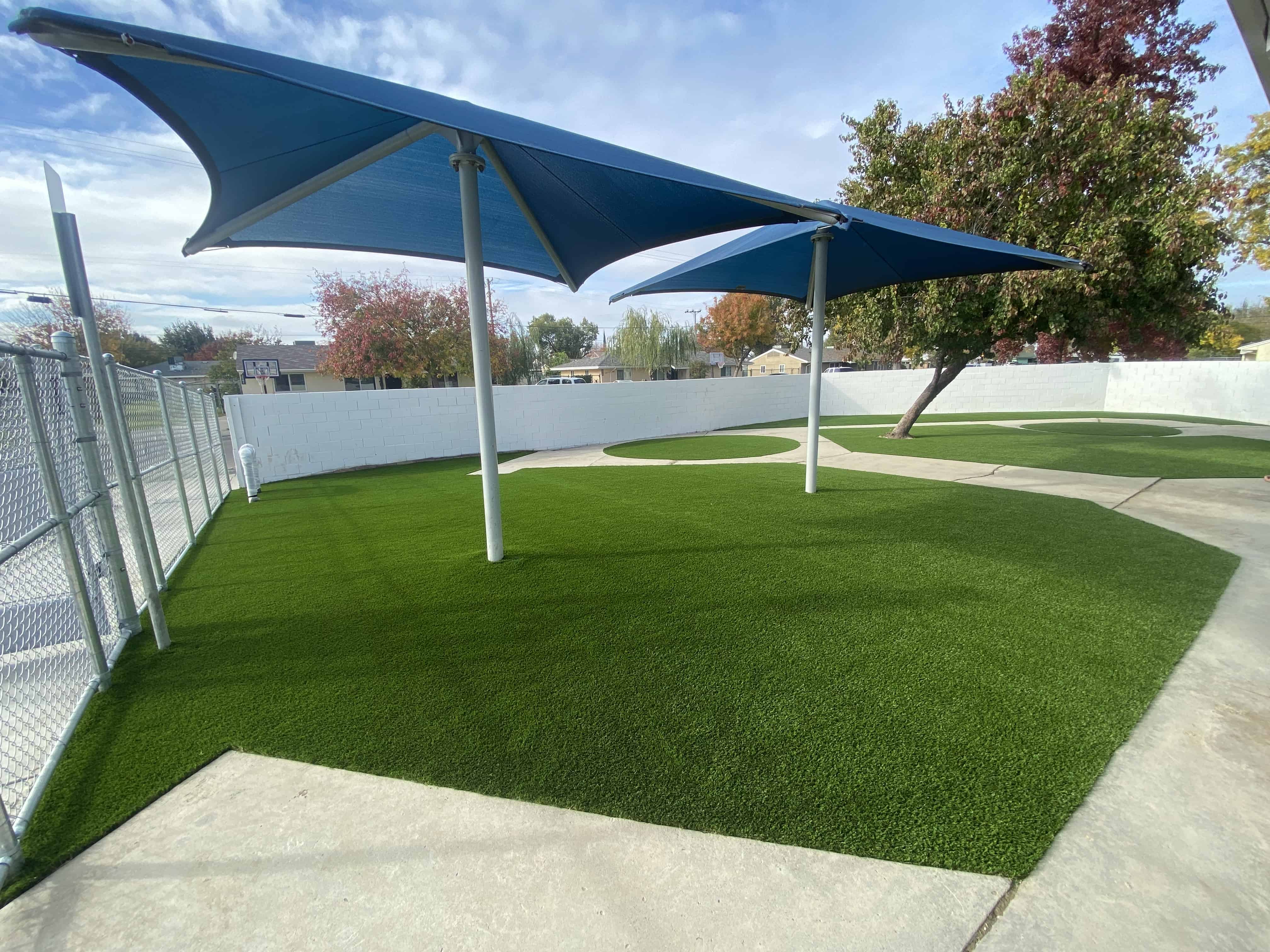 Rooftop artificial turf installation in Dallas